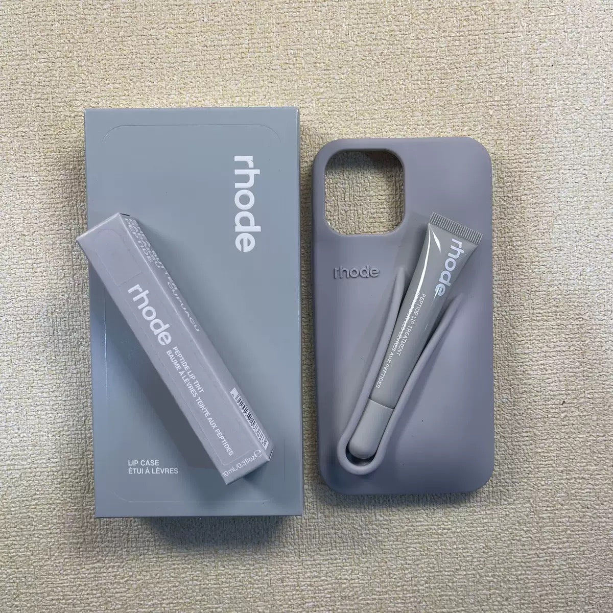 Funda Silicona Rhode con Brillo Labial 3D para iPhone